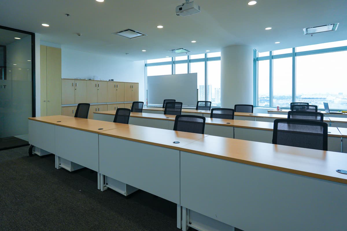 Modern TEFL classroom Tipco Tower Bangkok